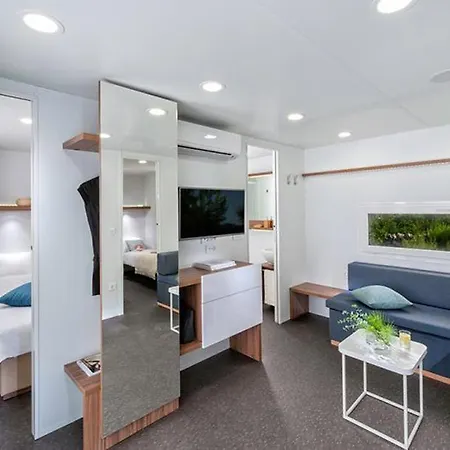 Prázdninový areál Sunny Mobile Homes *